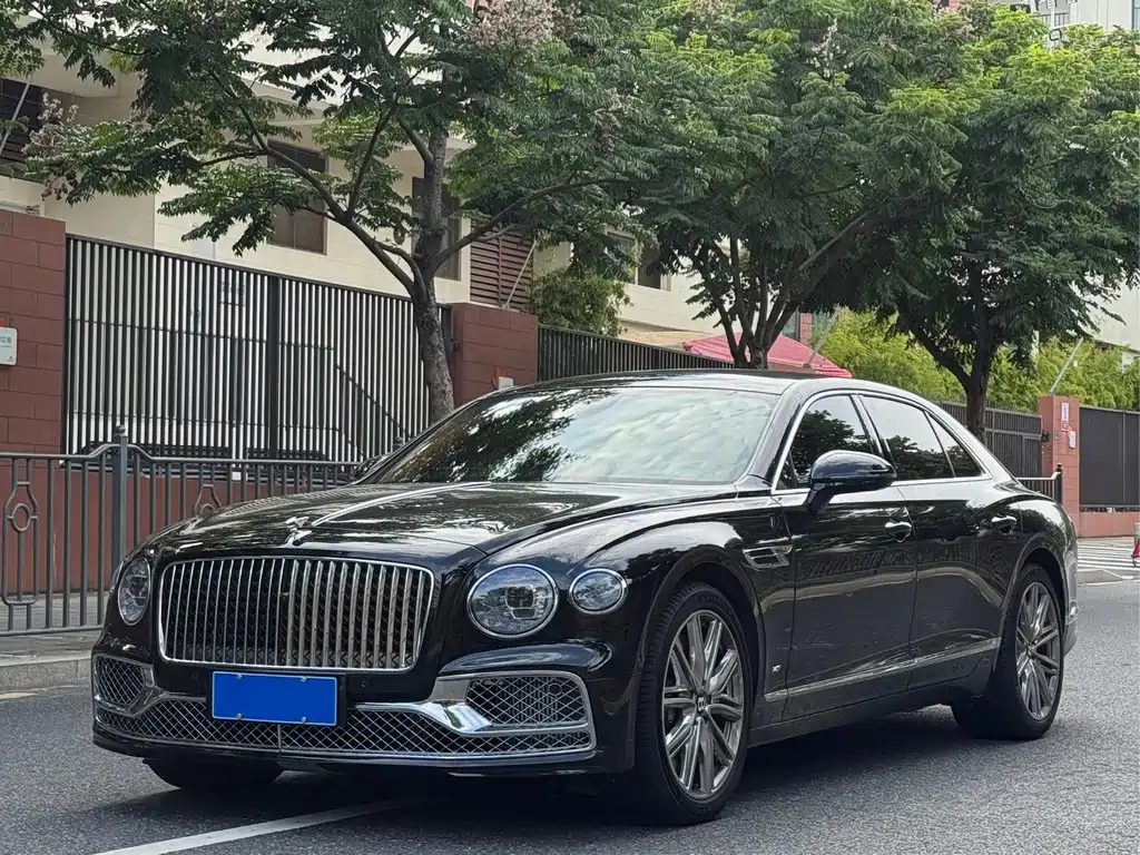Bentley Flying Spur 2022
