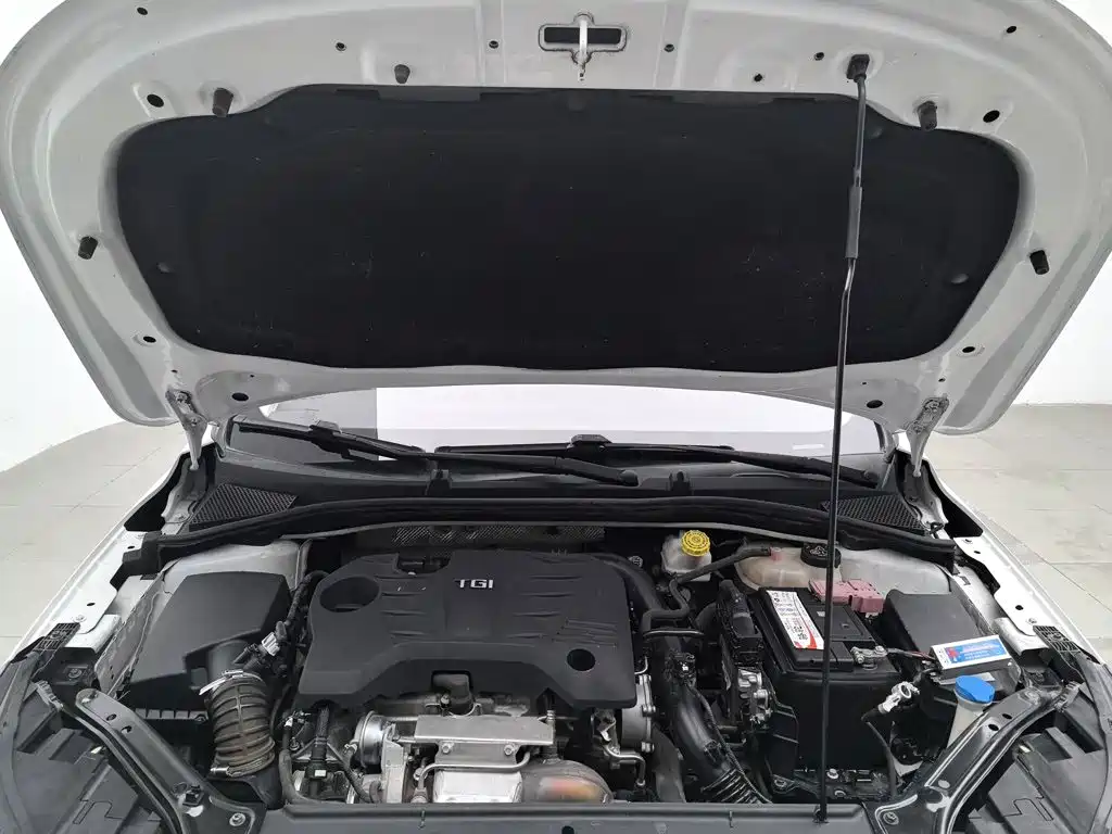 Roewe i6 Classic — миниатюра 6