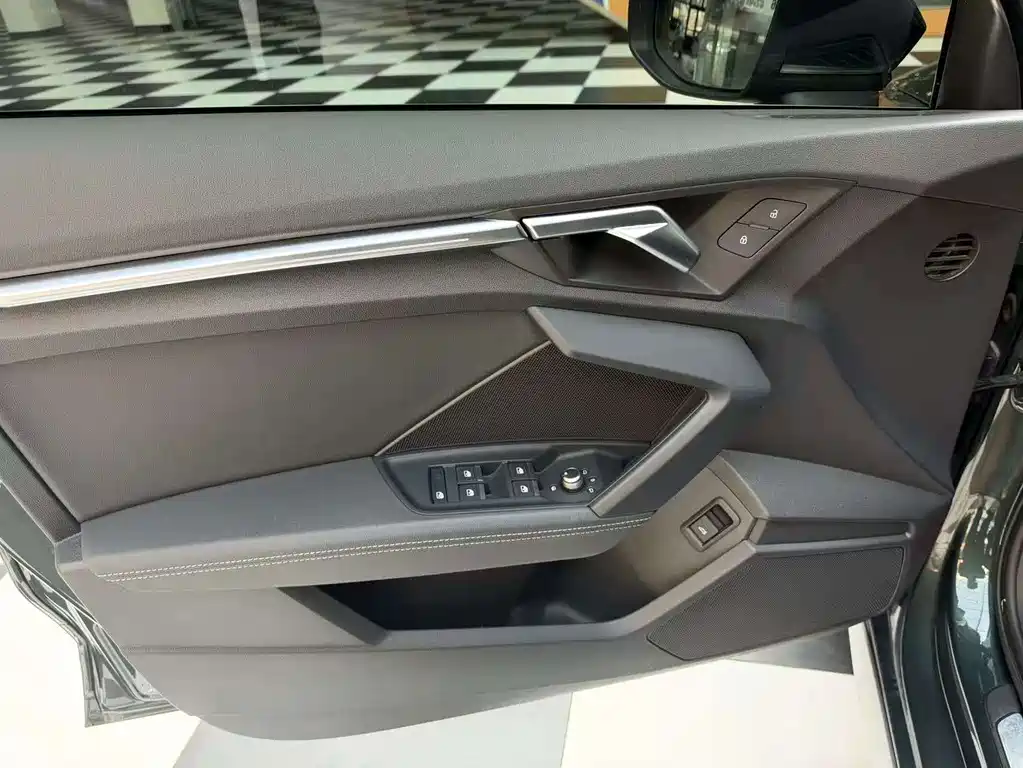 Audi A3 — миниатюра 16