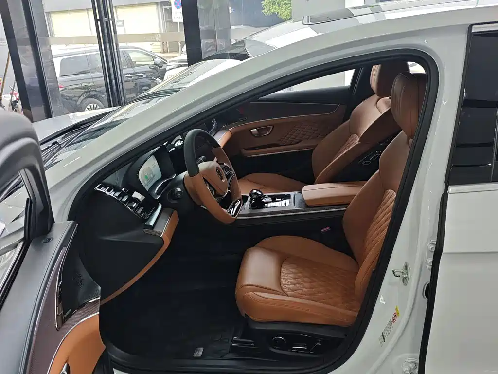 BYD Han — миниатюра 4