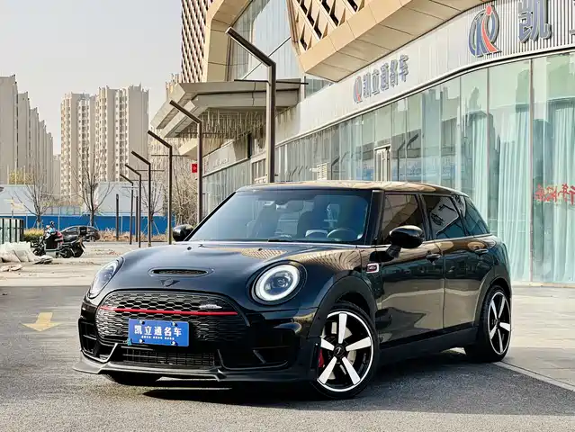 MINI JCW CLUBMAN 2023
