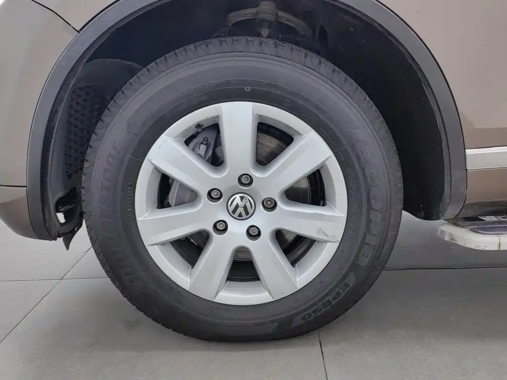 Volkswagen Touareg — миниатюра 17