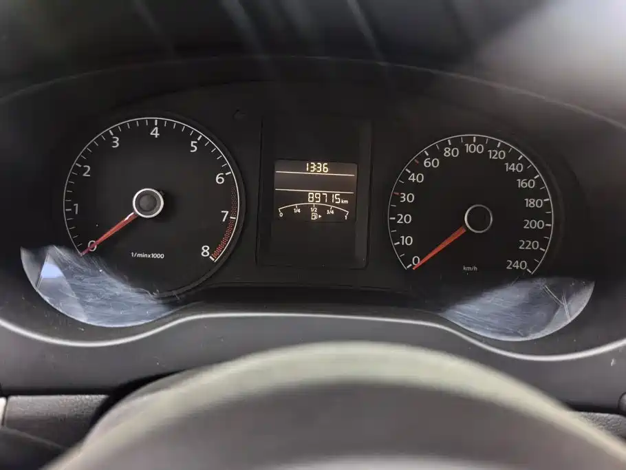 Volkswagen Sagitar — миниатюра 14