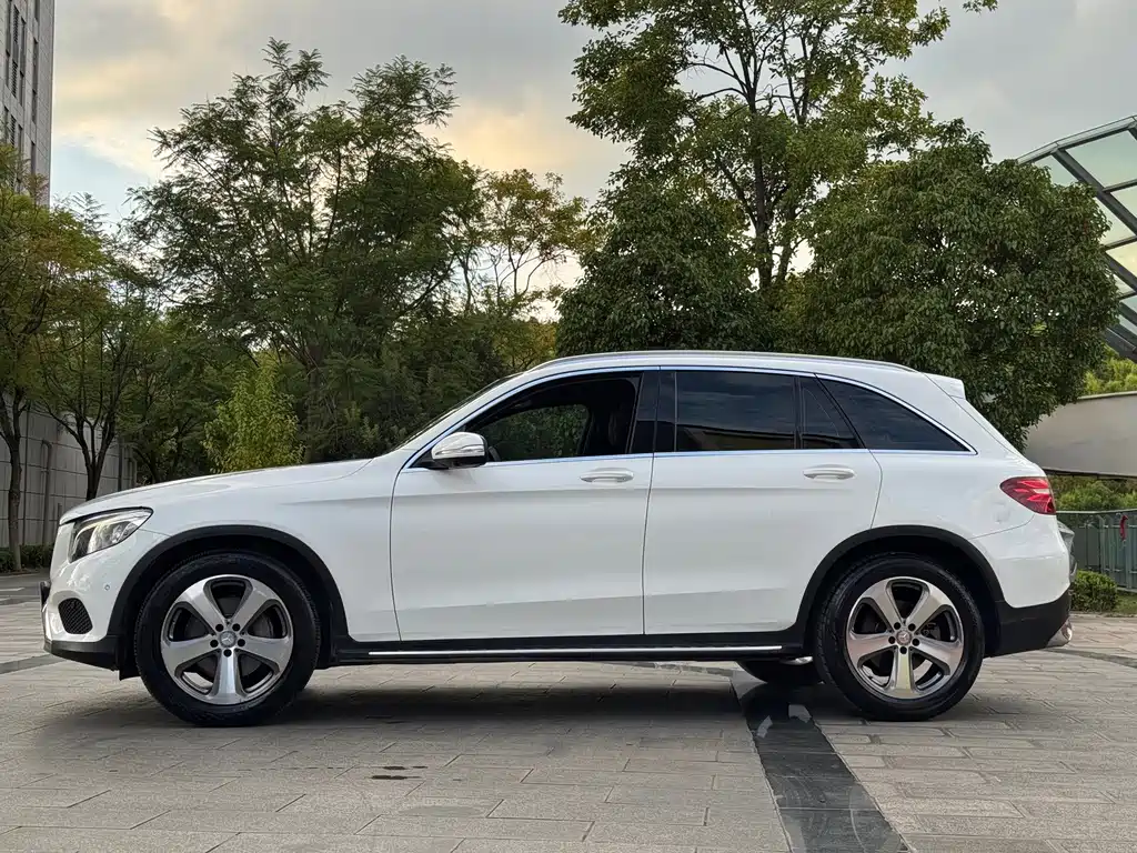 Mercedes-Benz GLC — миниатюра 5