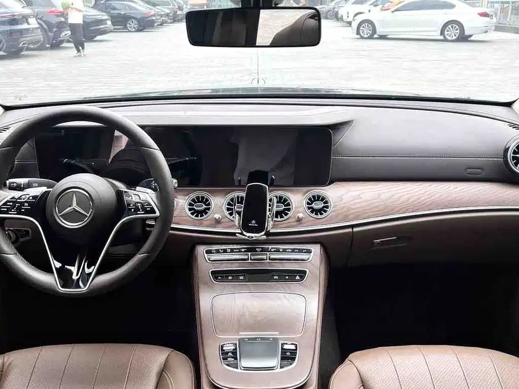 Mercedes-Benz E-Class E 2023 E 350 e L Sport