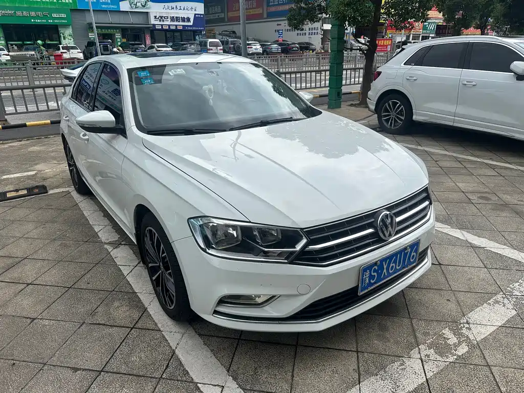 Volkswagen Bora — миниатюра 3