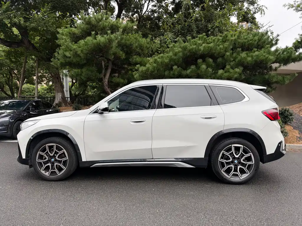 BMW X1 — миниатюра 14