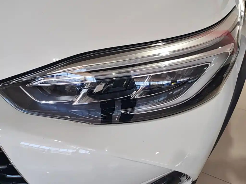 Toyota Yaris L — миниатюра 24