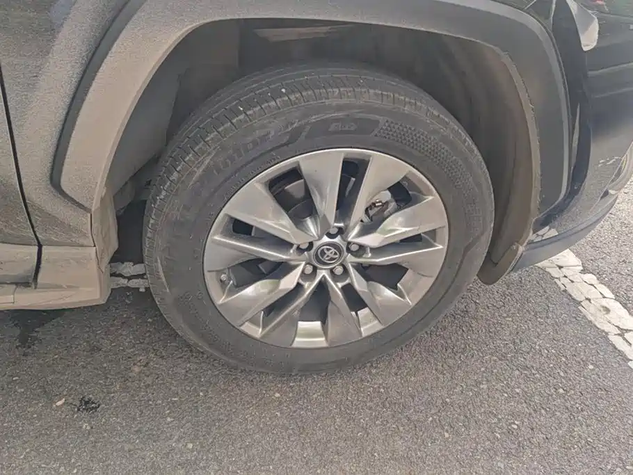 Toyota Wildlander — миниатюра 6