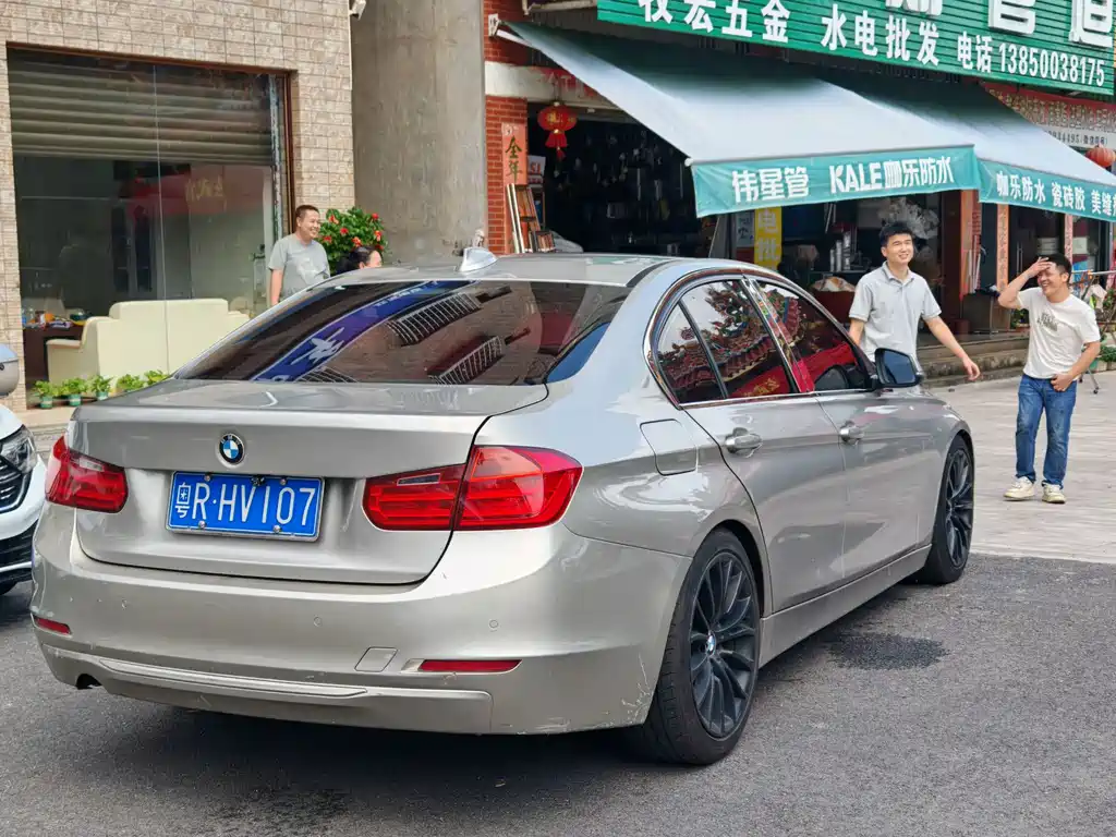 BMW 3 Series — миниатюра 4
