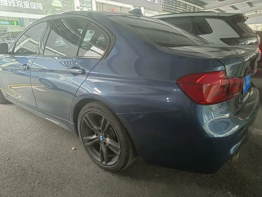 BMW 3 Series — миниатюра 11