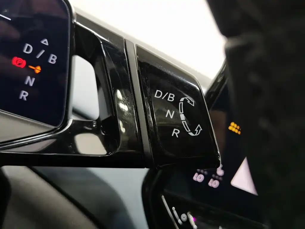 Volkswagen ID.4 X — миниатюра 13