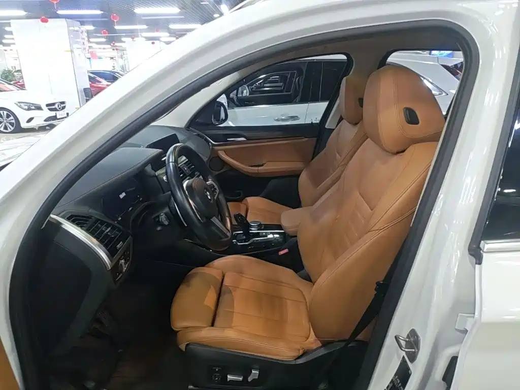 BMW X3 — миниатюра 15
