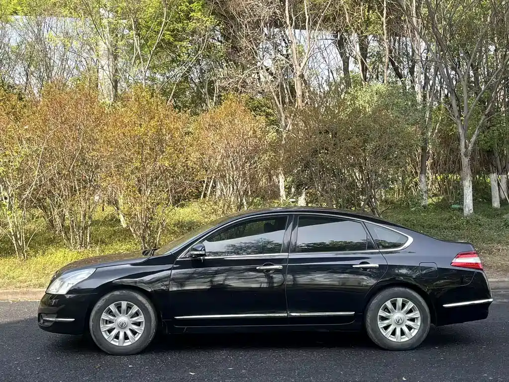 Nissan Altima 2009 2.5L XV VIP Premium