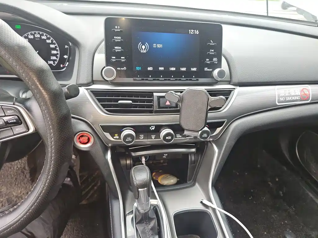 Honda Accord — миниатюра 9