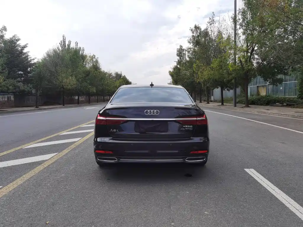 Audi A6L — миниатюра 5