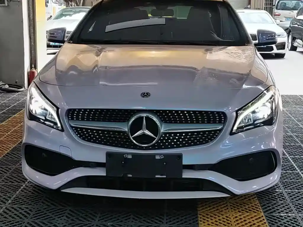 Mercedes-Benz CLA 2018 CLA 200 Fashion