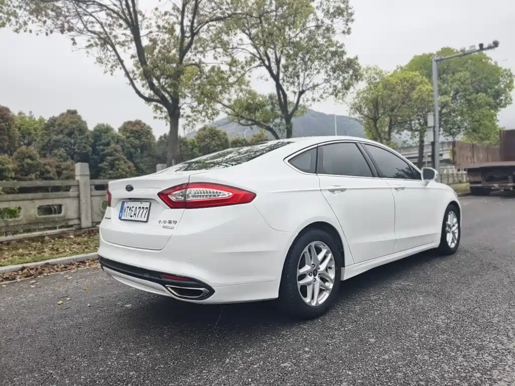 Ford Mondeo 2013 1.5L GTDi180 Fashion