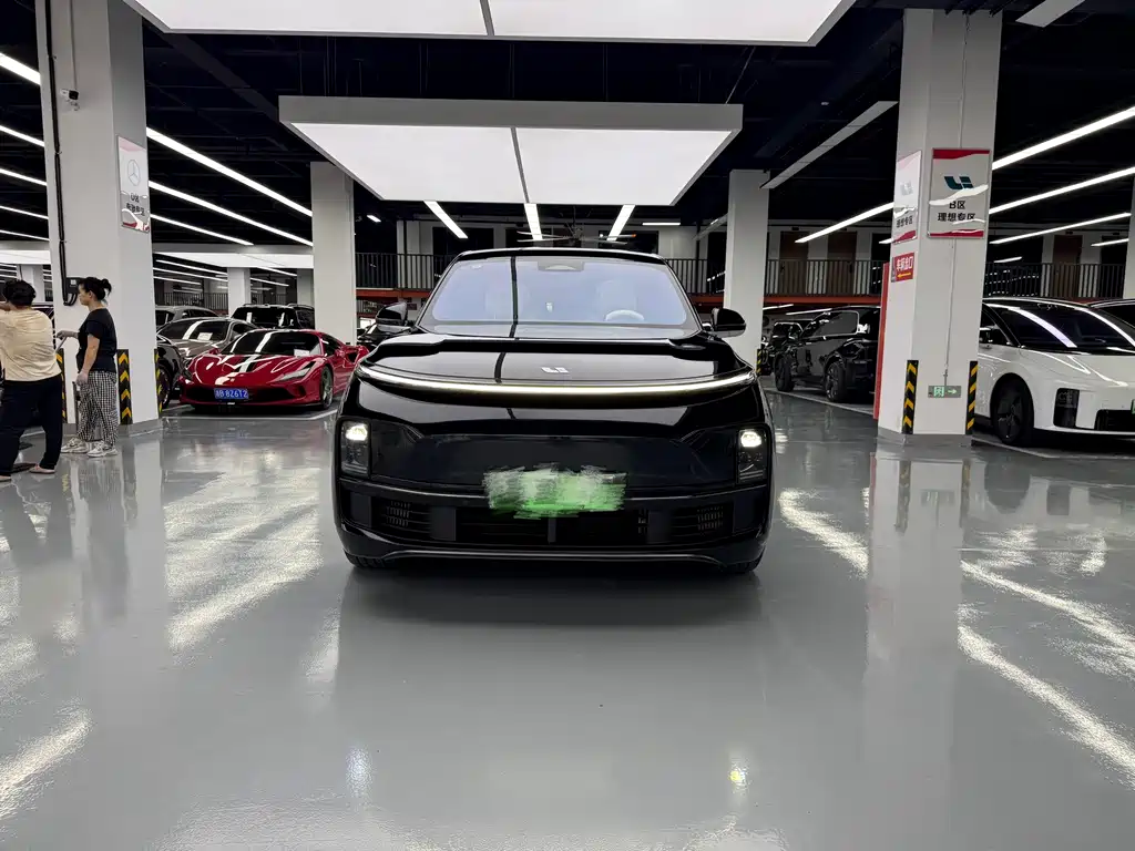 Li Auto Li L8 — миниатюра 2