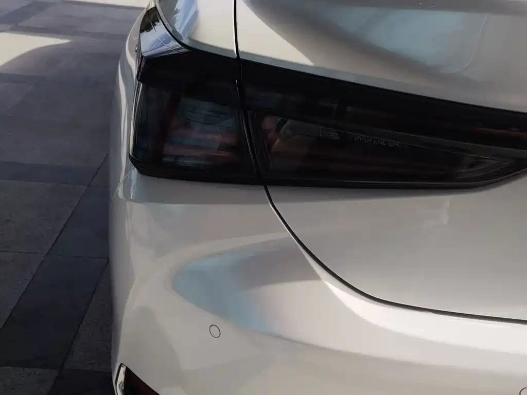 Lexus ES — миниатюра 5