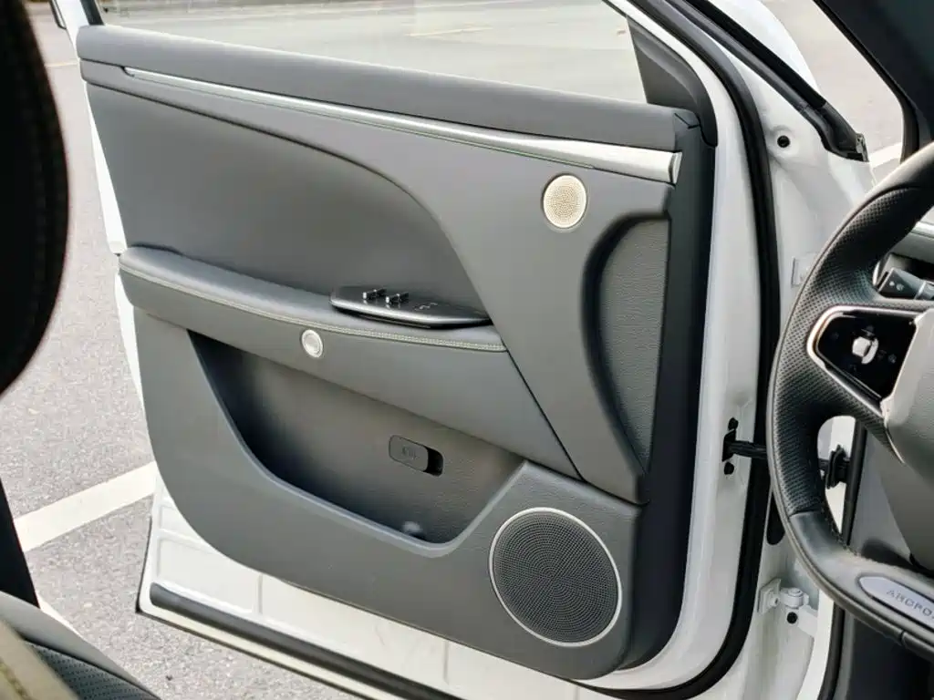 ARCFOX Alpha T5 — миниатюра 21