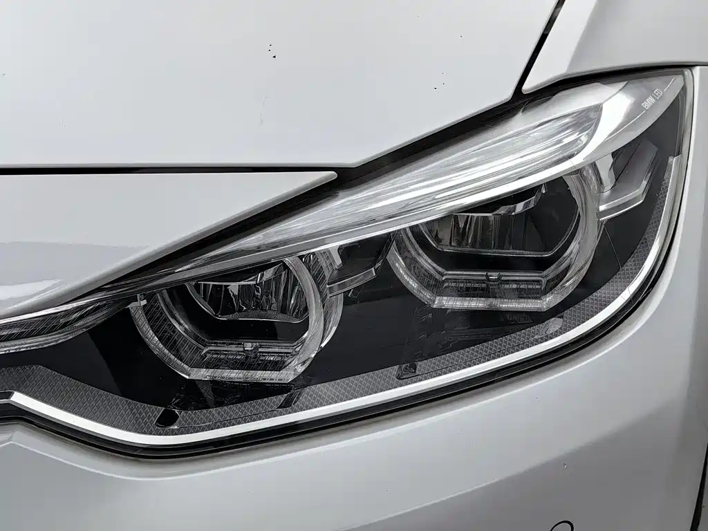 BMW 3 Series — миниатюра 7