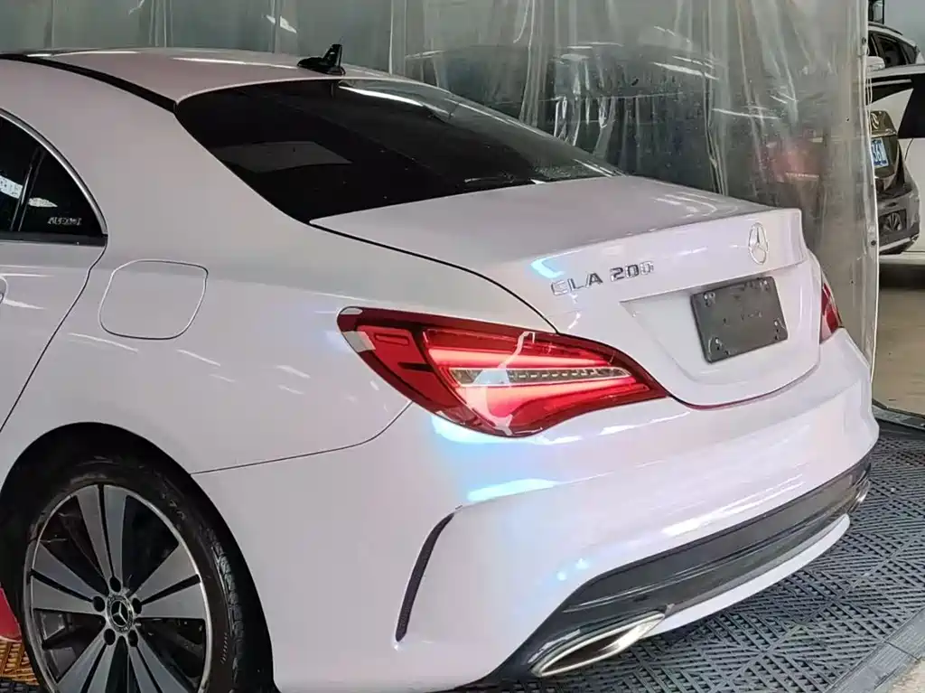 Mercedes-Benz CLA 2018 CLA 200 Fashion