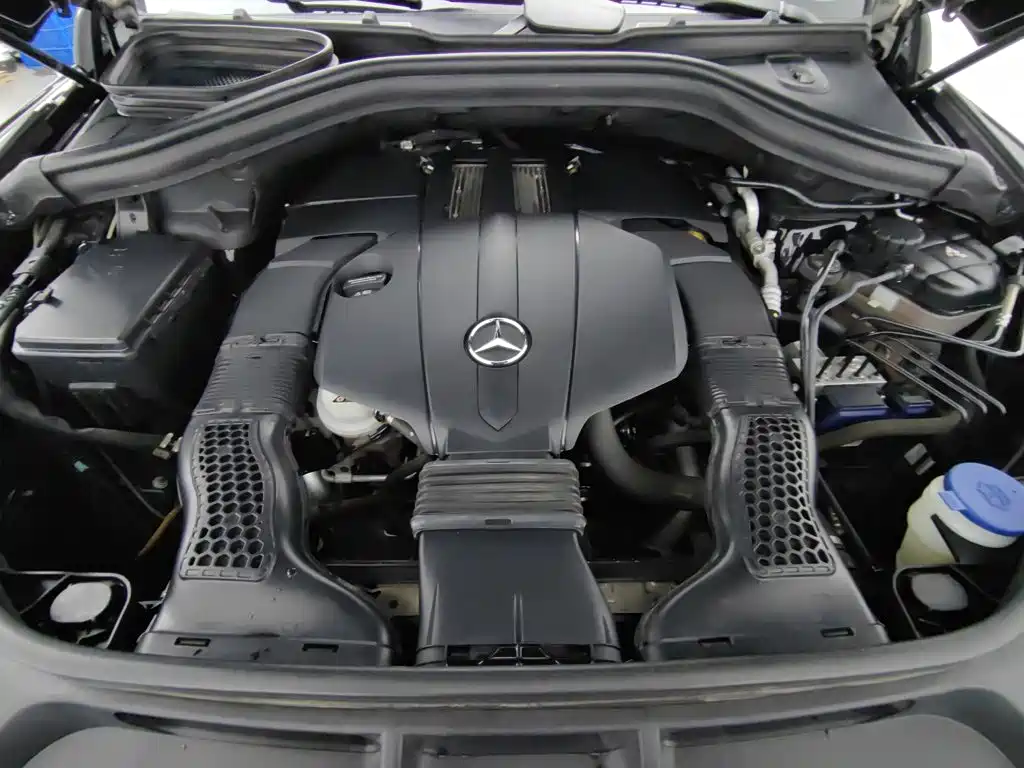 Mercedes-Benz GLS — миниатюра 6