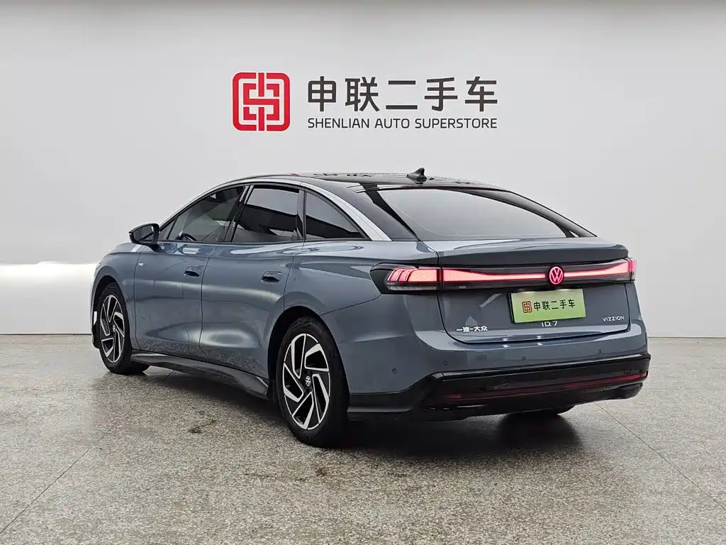 Volkswagen ID.7 VIZZION