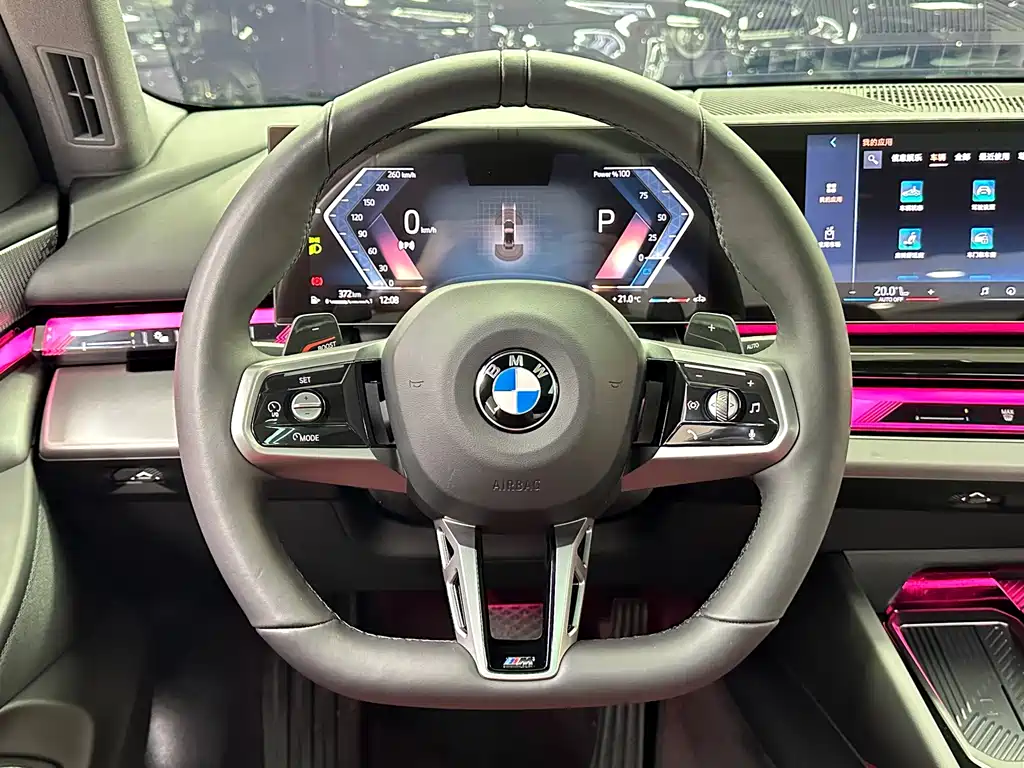 BMW 5 Series — миниатюра 18