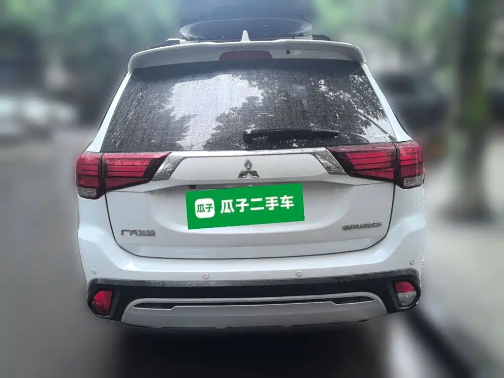Mitsubishi Outlander — миниатюра 3