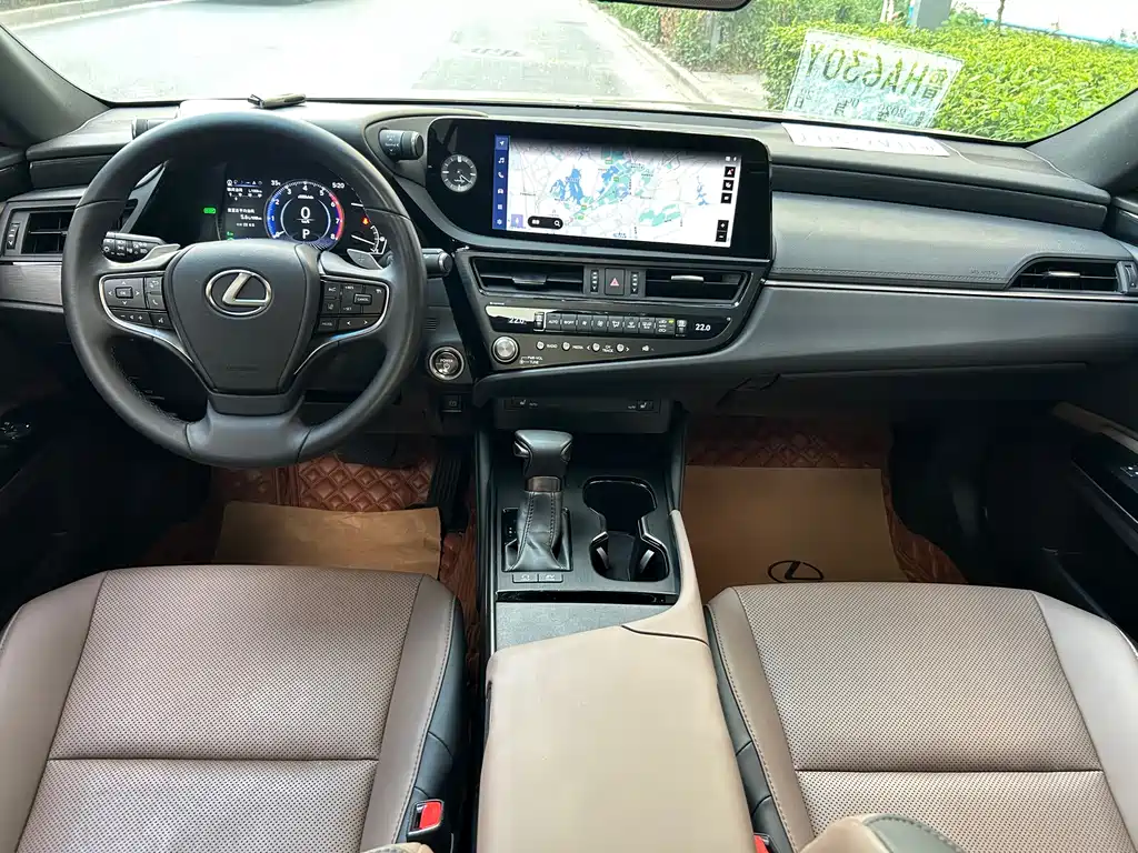 Lexus ES — миниатюра 7