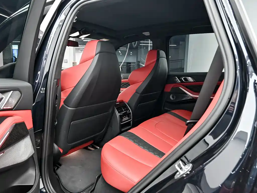 BMW X5 M 2022 — фото 10