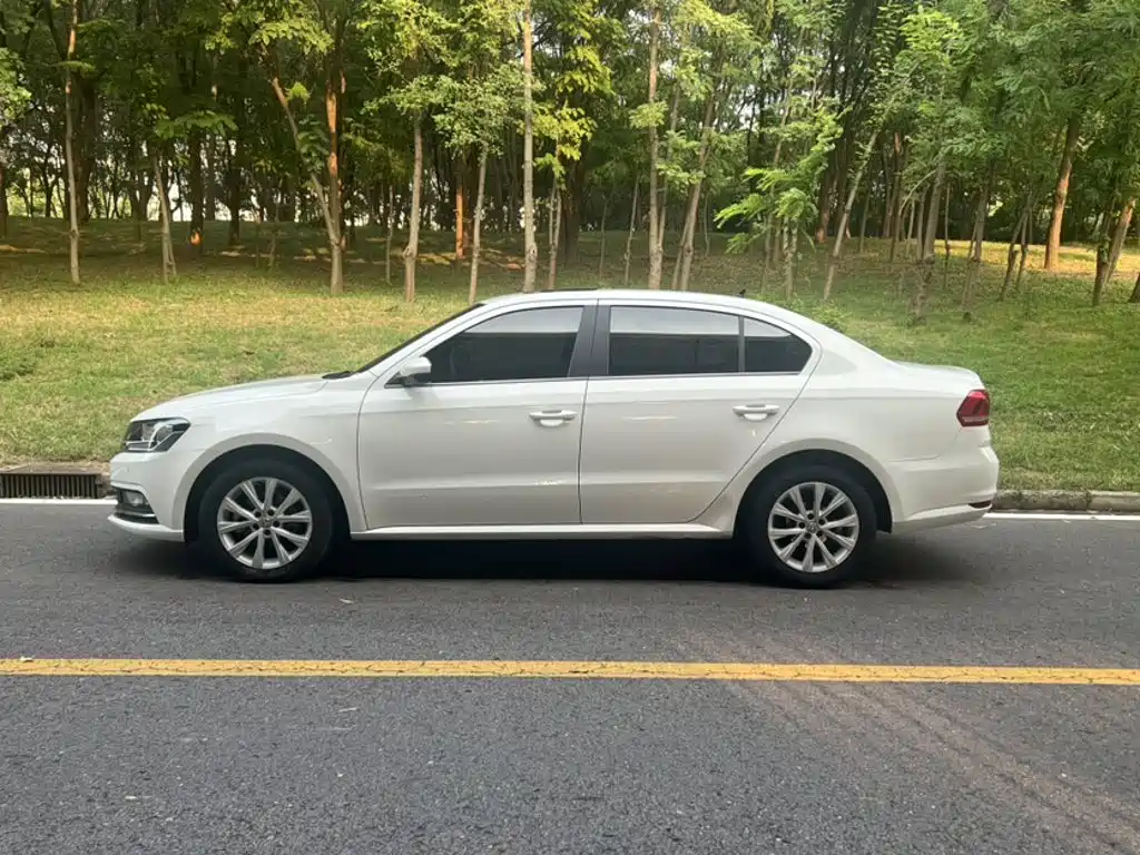 Volkswagen Lavida — миниатюра 26