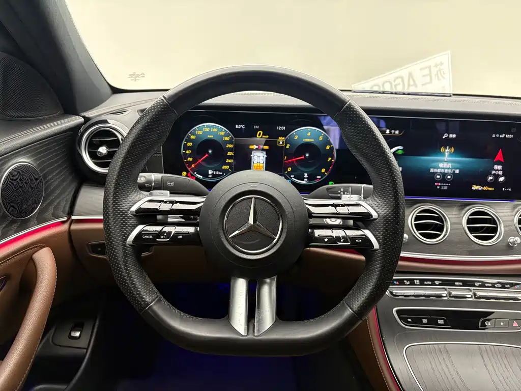 MERCEDES-BENZ E CLASS