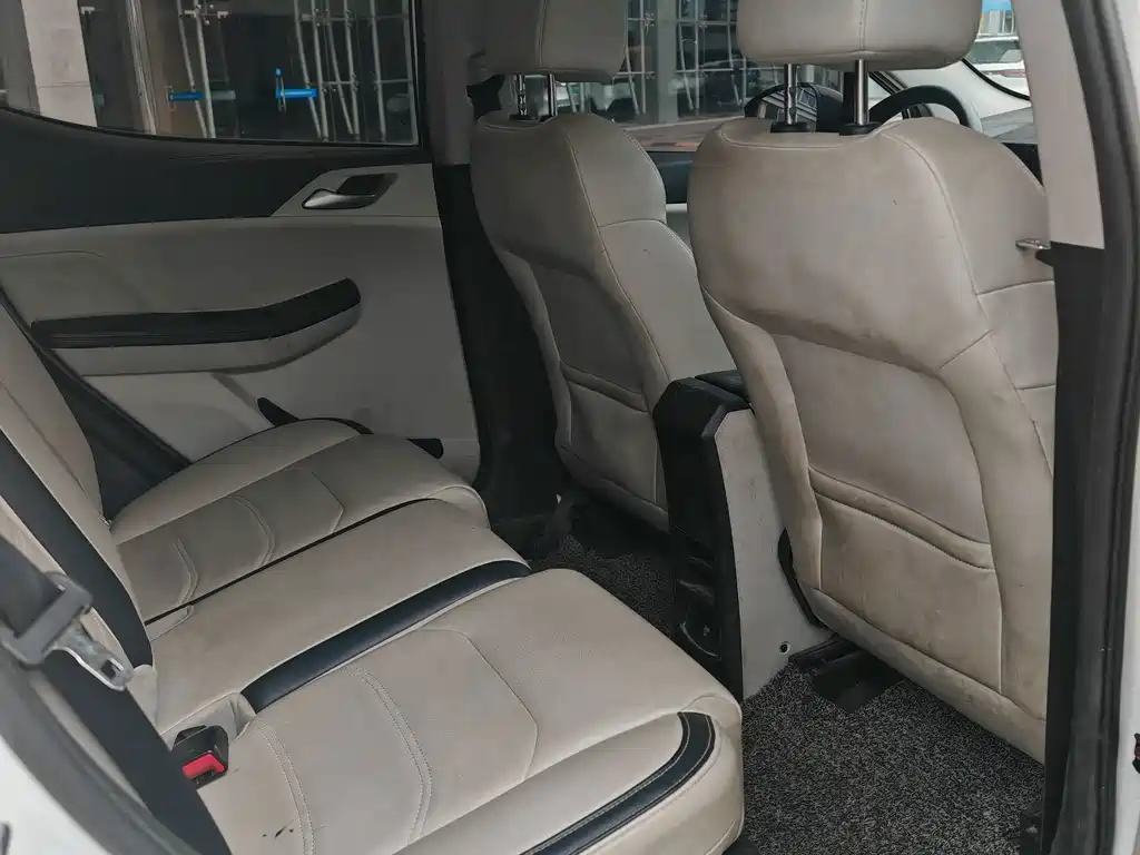 BYD Yuan Pro — миниатюра 4