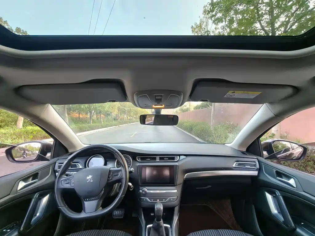 Peugeot 408 — миниатюра 11