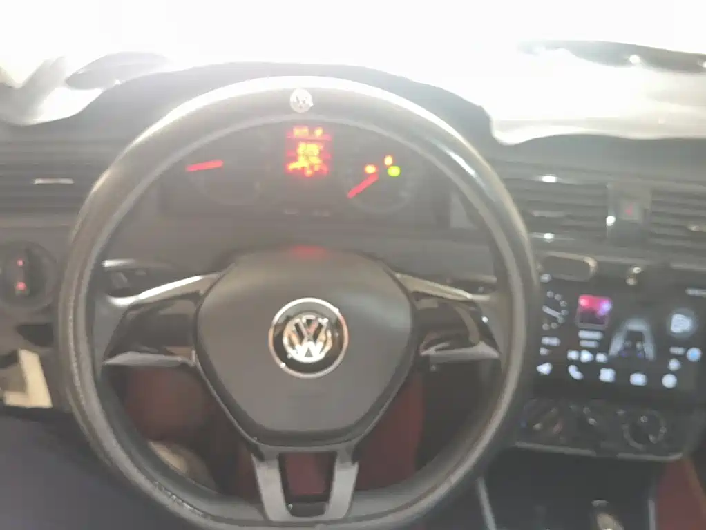 Volkswagen Santana — миниатюра 3