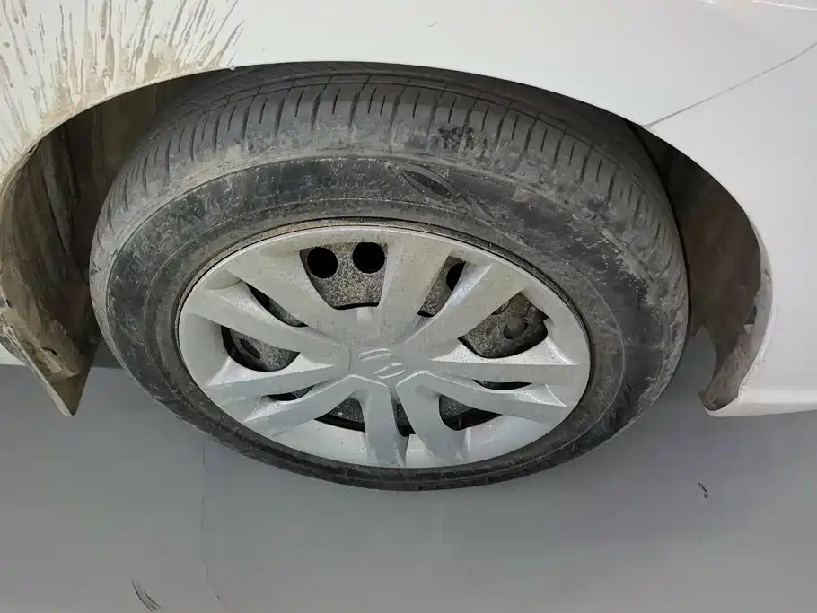 Honda Fit — миниатюра 6