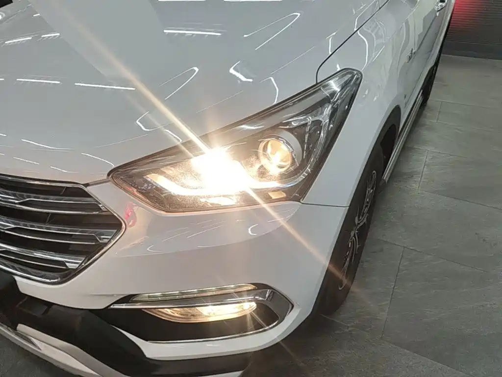 Hyundai Santa Fe — миниатюра 24