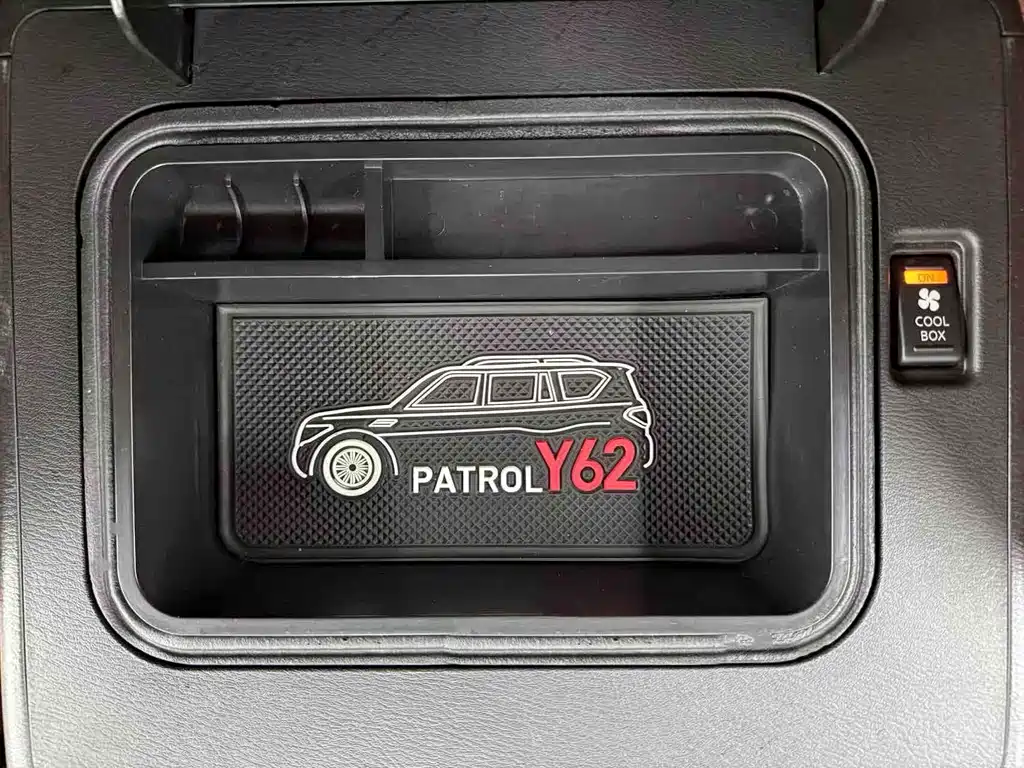 Nissan Patrol — миниатюра 18