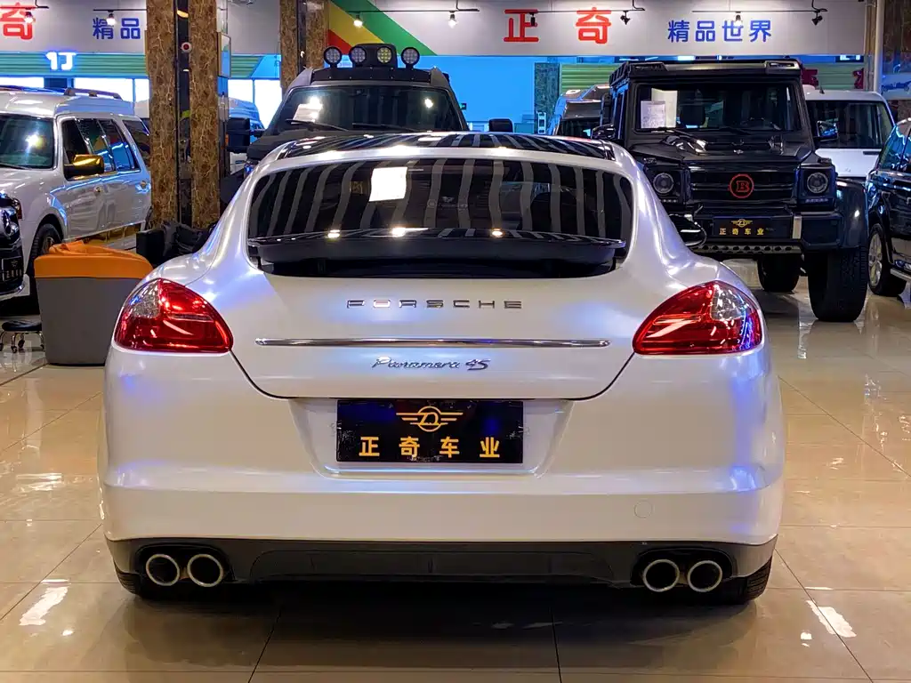 Porsche Panamera — миниатюра 7