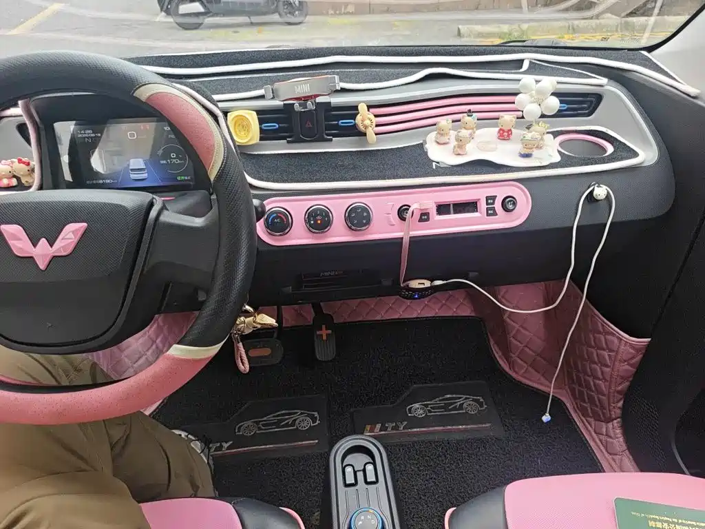 Wuling MINIEV — миниатюра 14