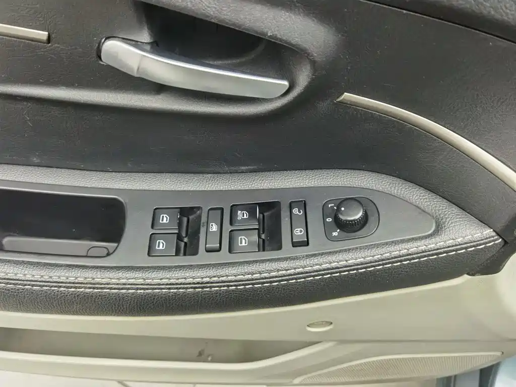 BAIC Senova D50 — миниатюра 9
