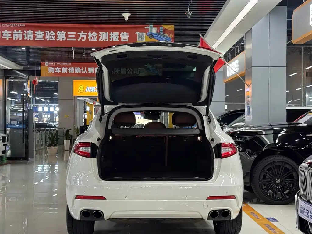 Maserati Levante — миниатюра 6
