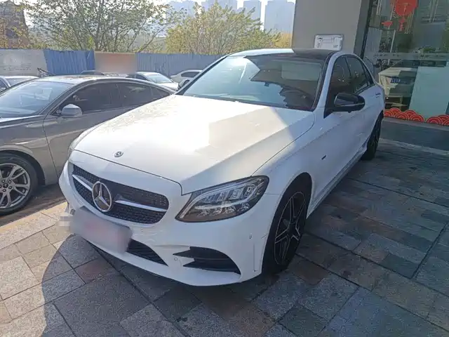 MERCEDES BENZ C CLASS