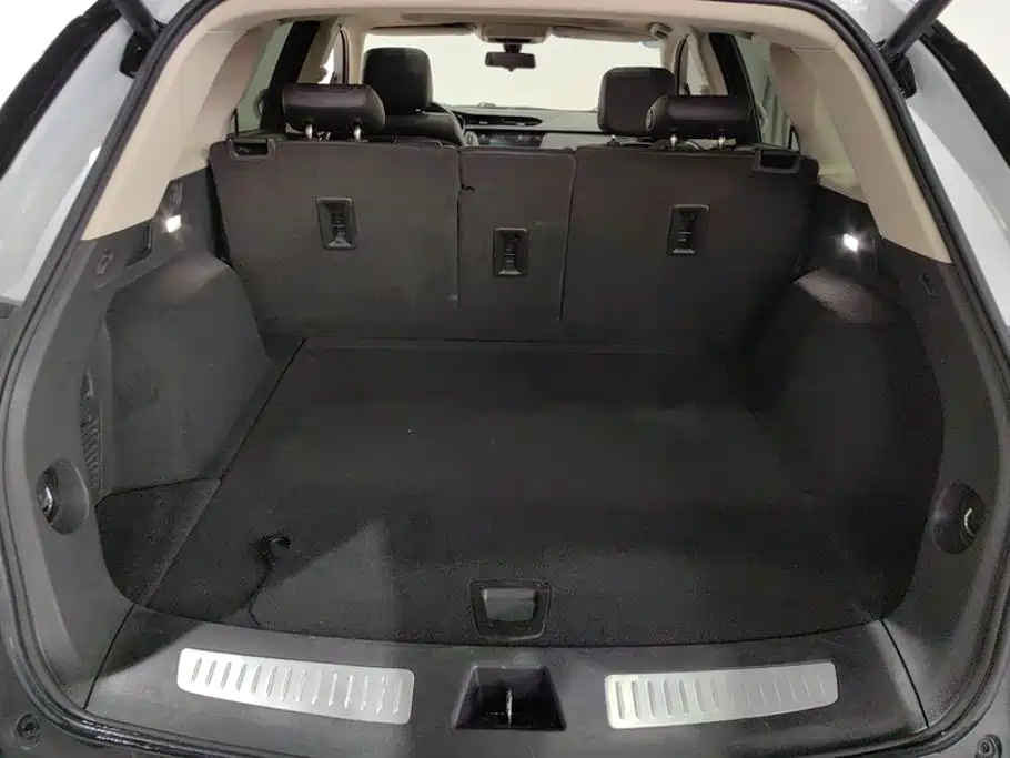 Cadillac XT5 — миниатюра 4