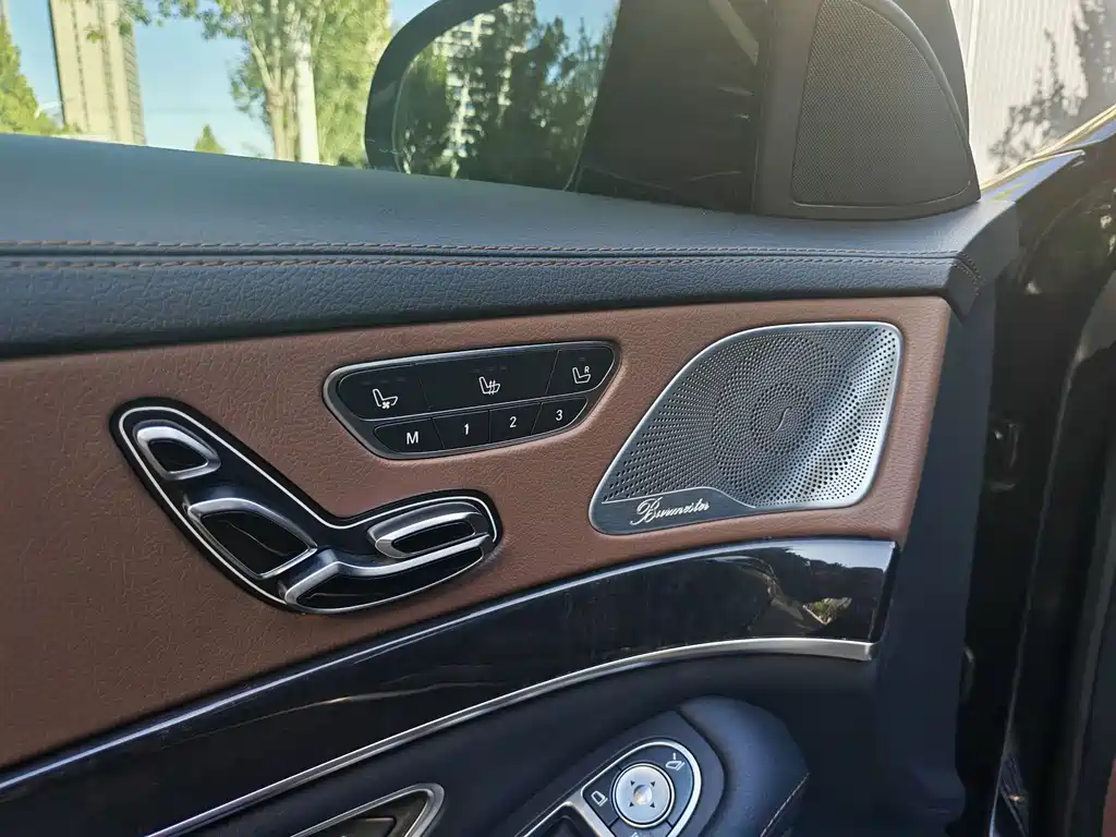 Mercedes-Benz S-Class — миниатюра 4