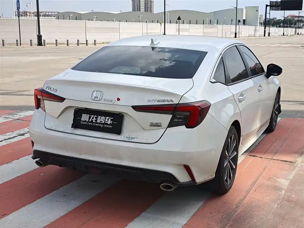 Honda Integra — миниатюра 9