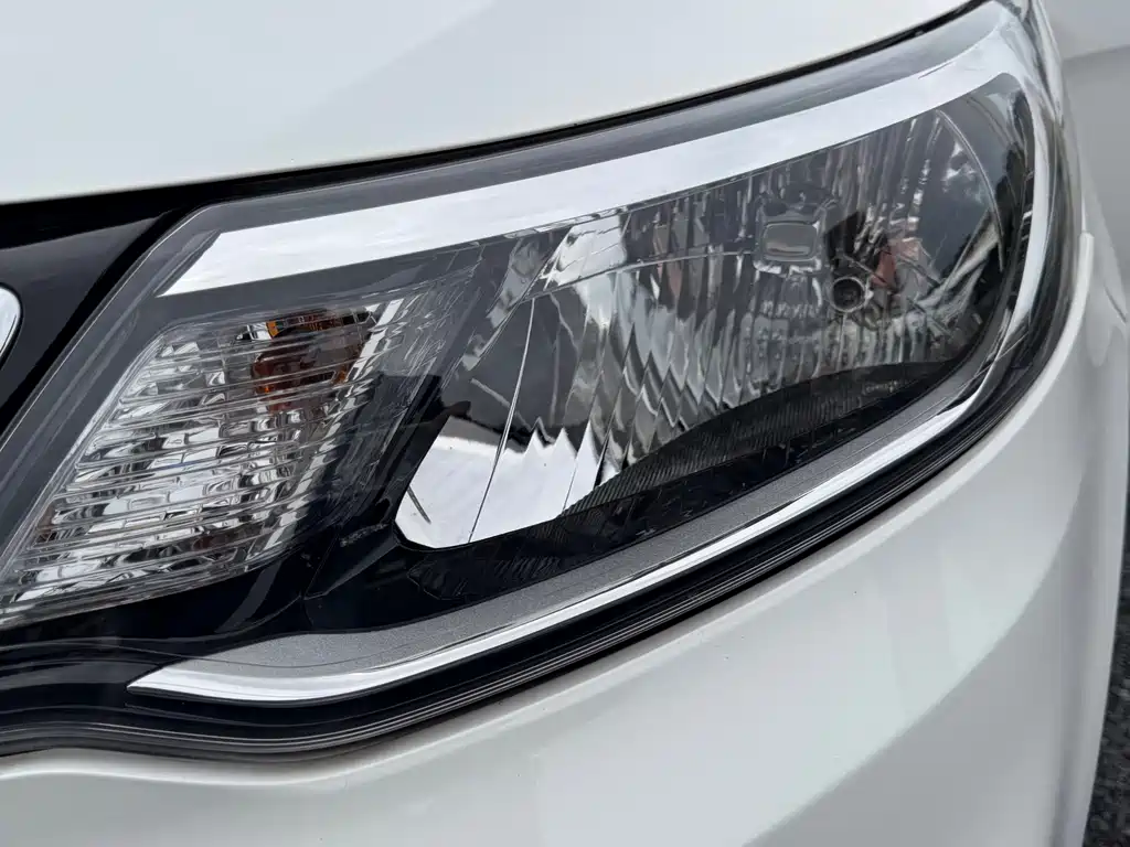 Kia K2 — миниатюра 12